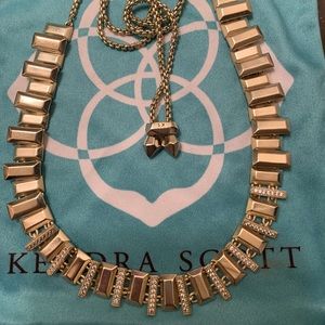 Kendra Scott Harper necklace in gold